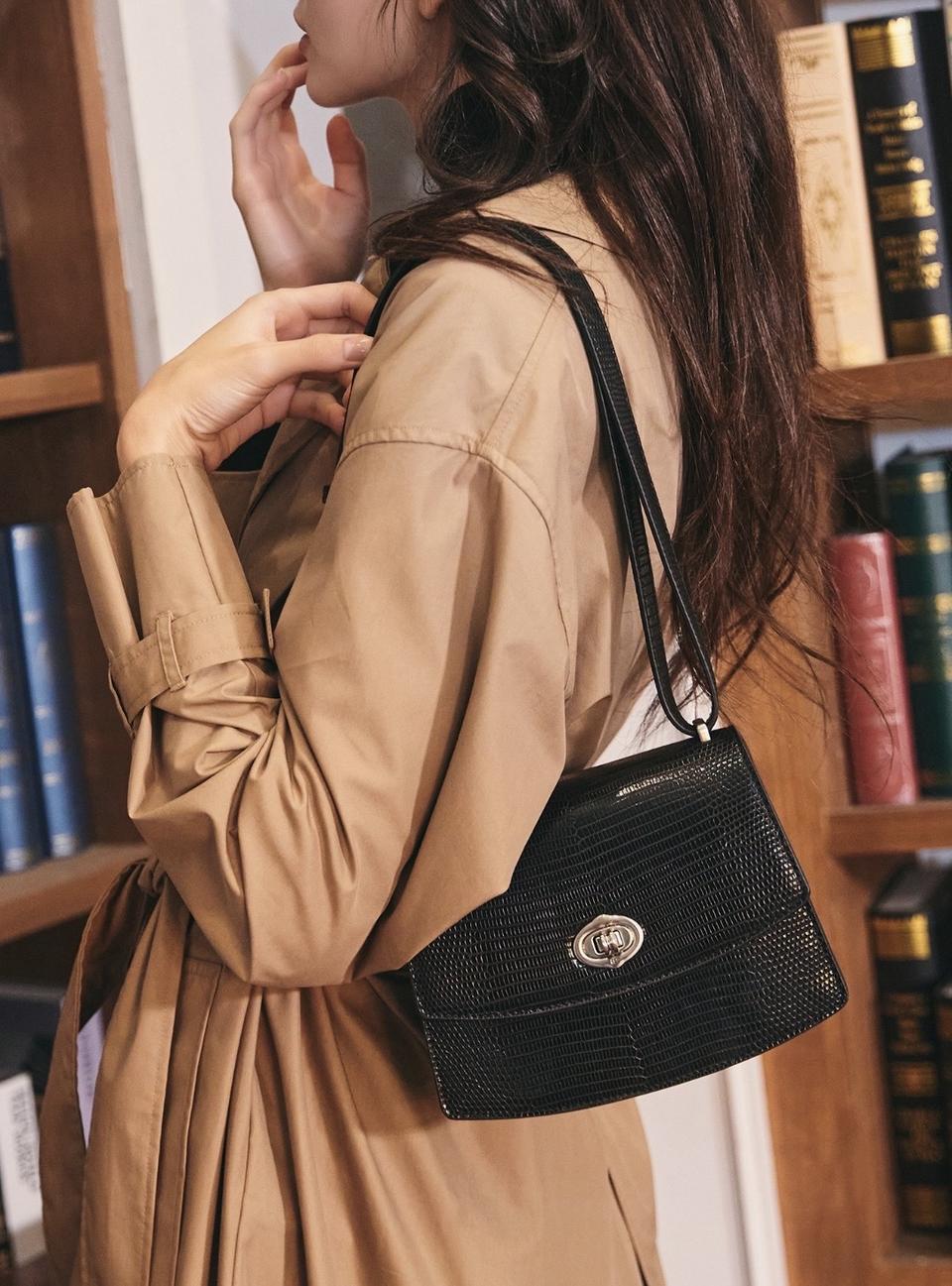 엘레강스파리 로멘 소가죽 숄더백 하객백