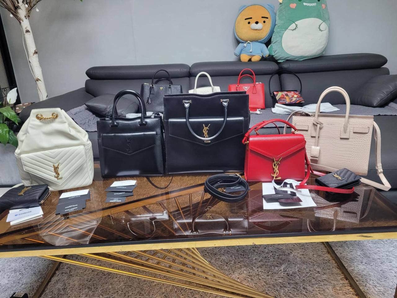 생로랑 가족모임 정품 콕찝어서 문의