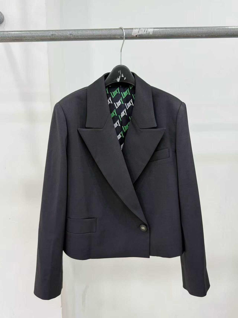 럭키슈에뜨 쟈켓 