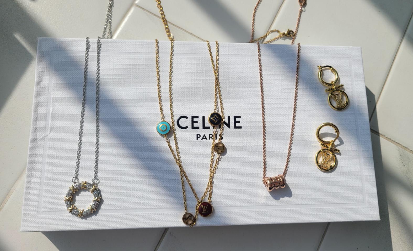 여러가지 악세사리