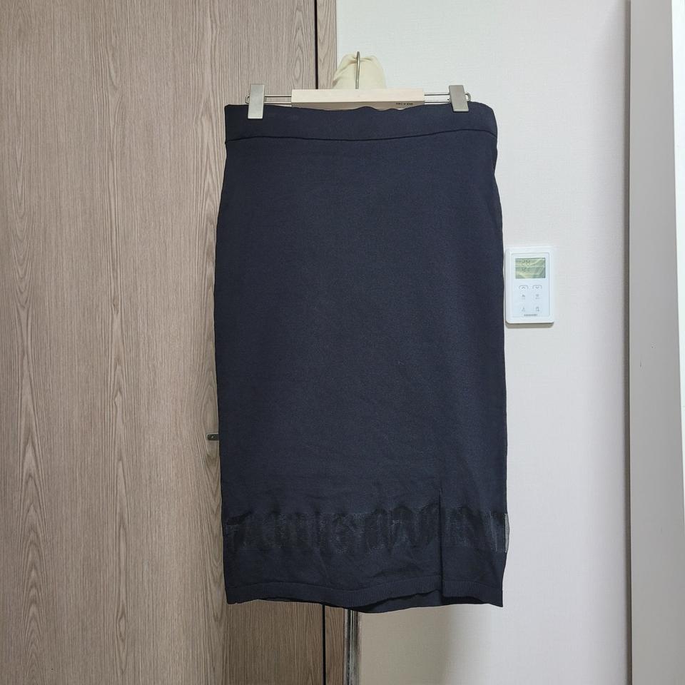 DKNY  니트 밴딩  H라인 스커트