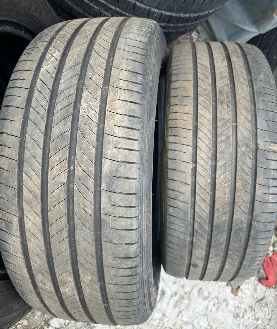 235 45 19한국중고타이어2개2354519