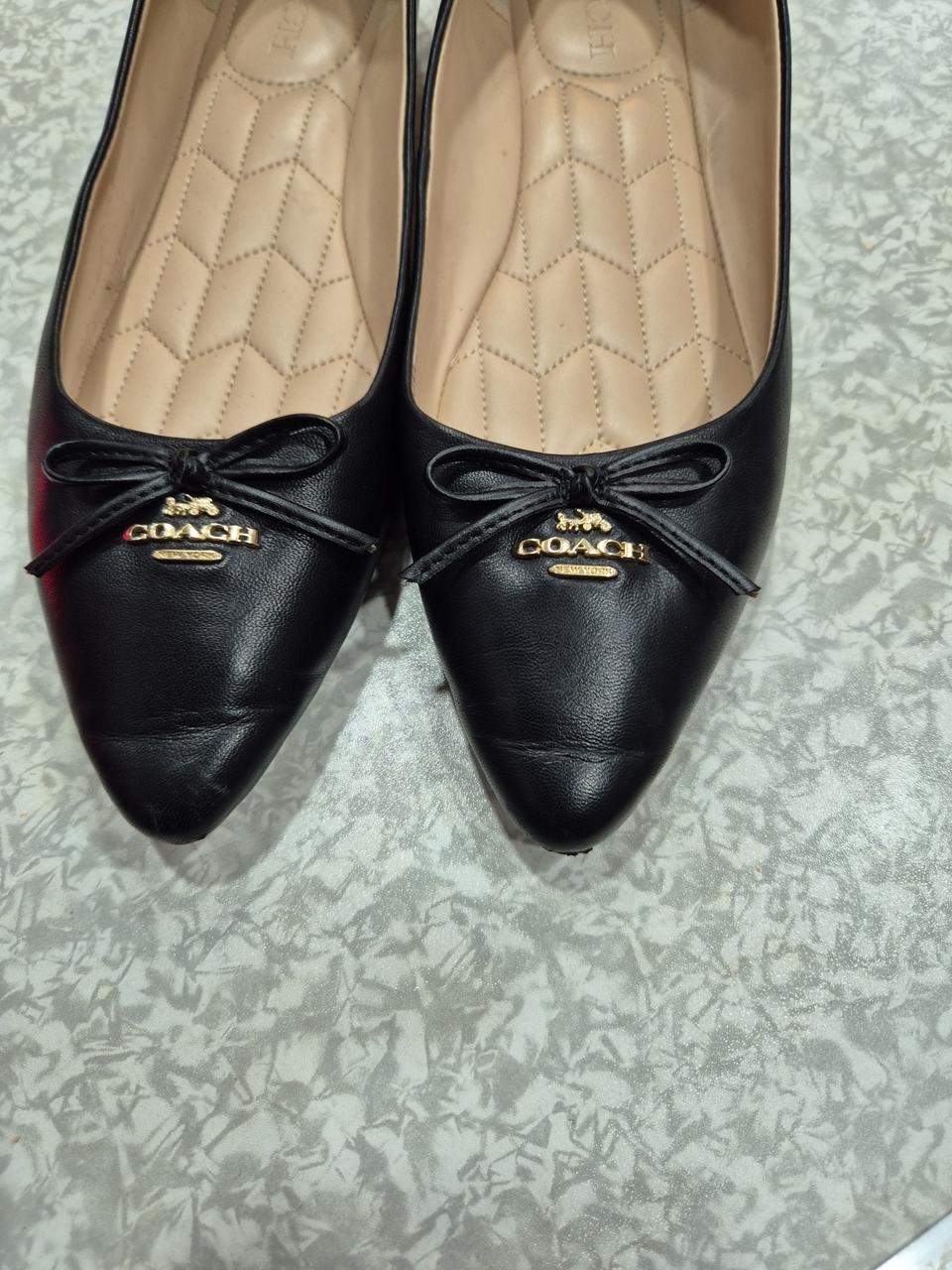코치리본  블랙 가죽신발 245  무료배송