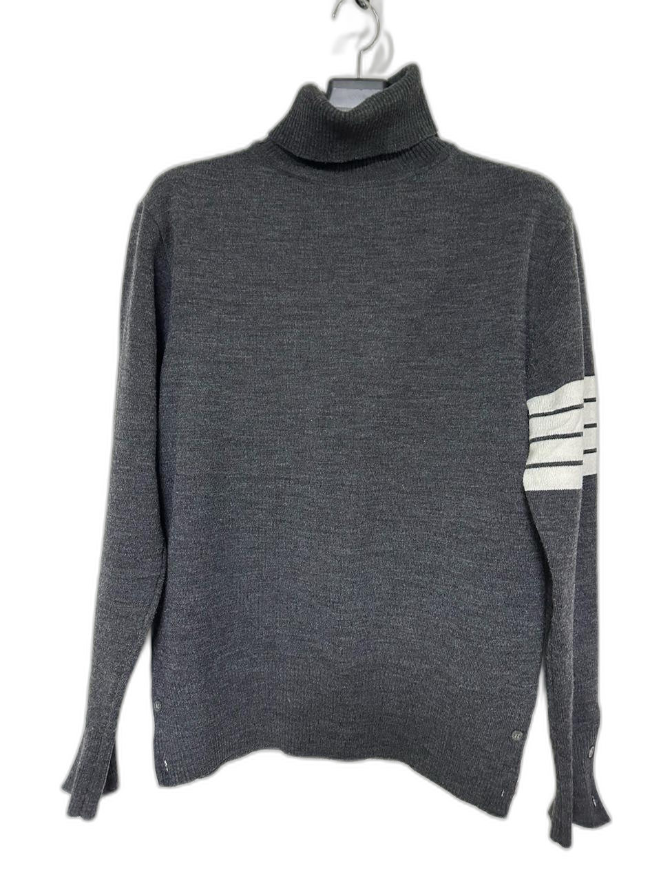 톰브라운 다크그레이 터틀넥 니트