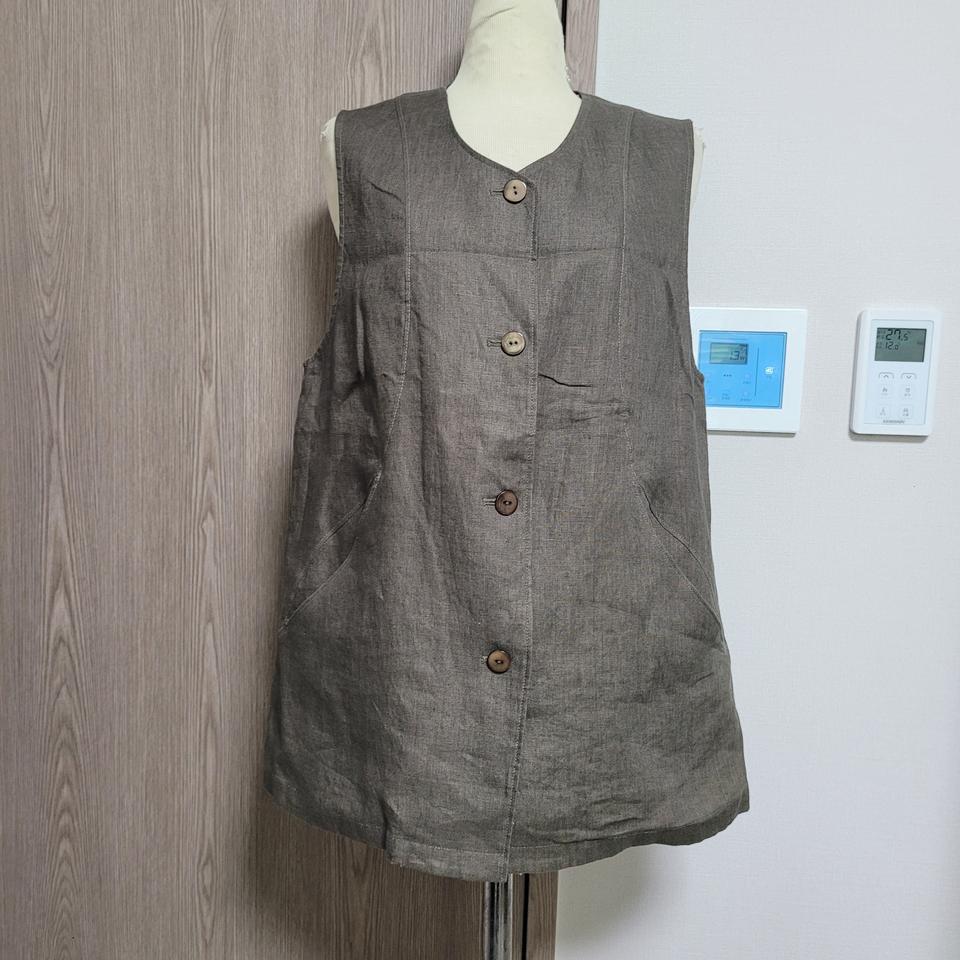 이새 린넨 브라운 버튼 조끼 베스트