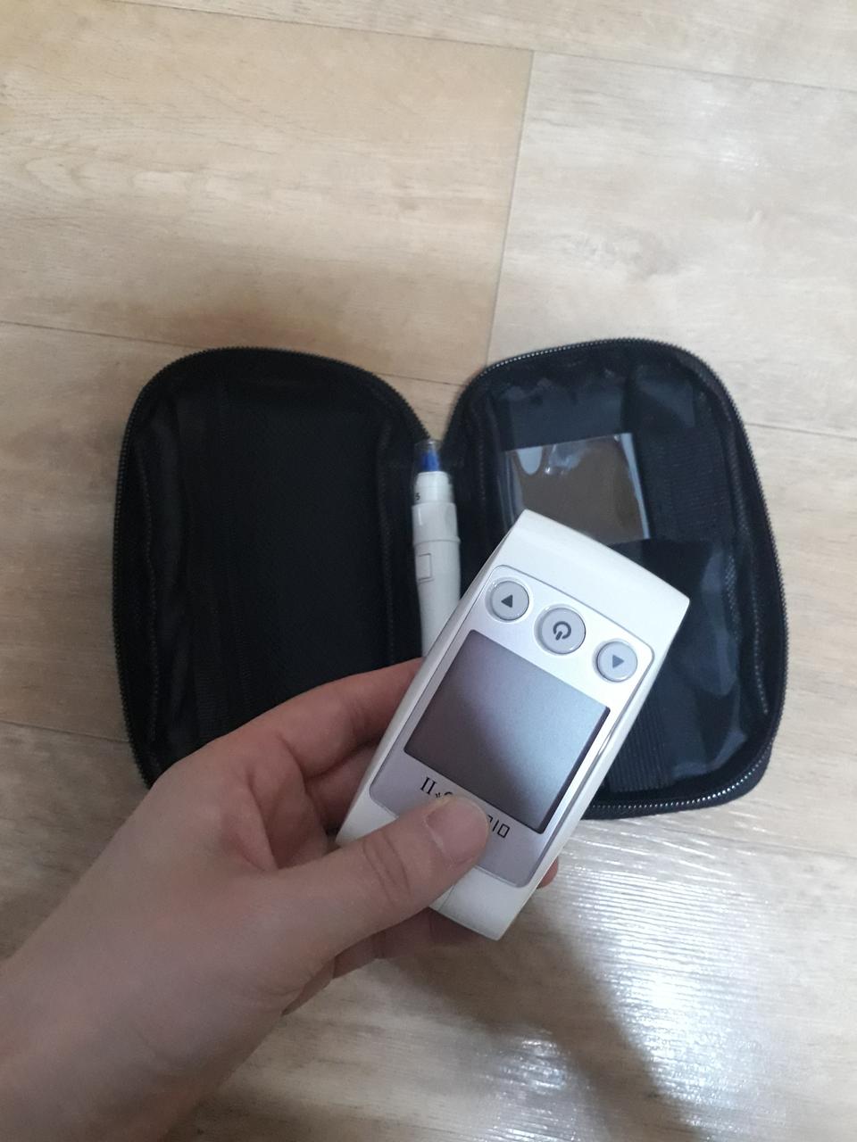 (새제품) 밧데리 포함 혈당 측정기