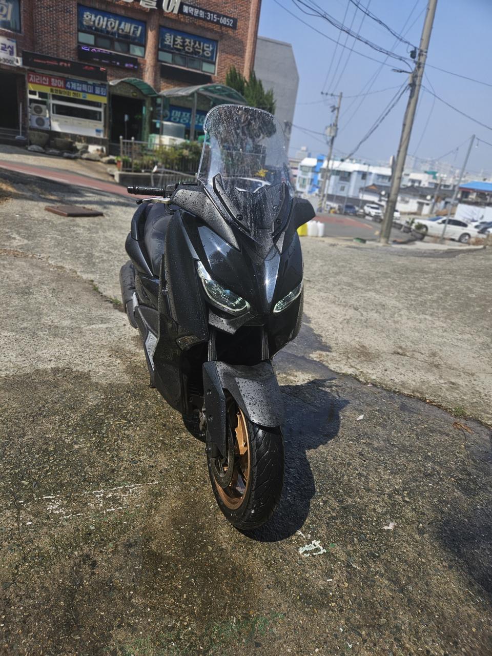 x맥스 xmax 300cc 23년식 오토바이