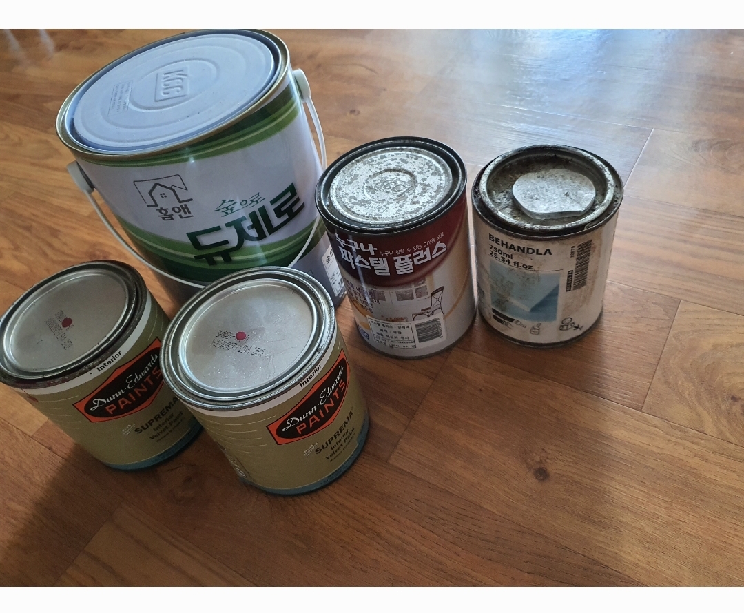 페인트숲으로홈엔듀제로백색큰통안뜯었음1통1만7천원+그외모두덤으로드림