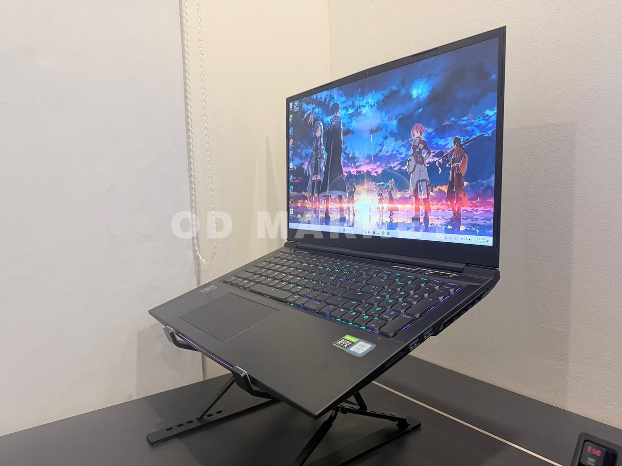 한성 게이밍 노트북(RTX2070,17.3인치,144hz)