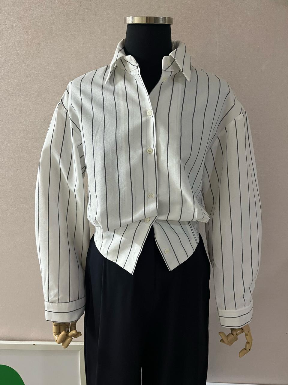 핀턱스트라이프셔츠(화이트)