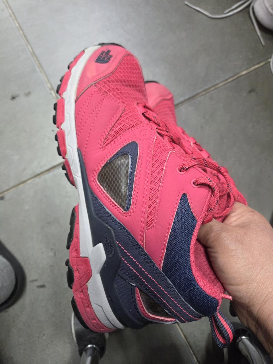 노스페이스 등산화 250