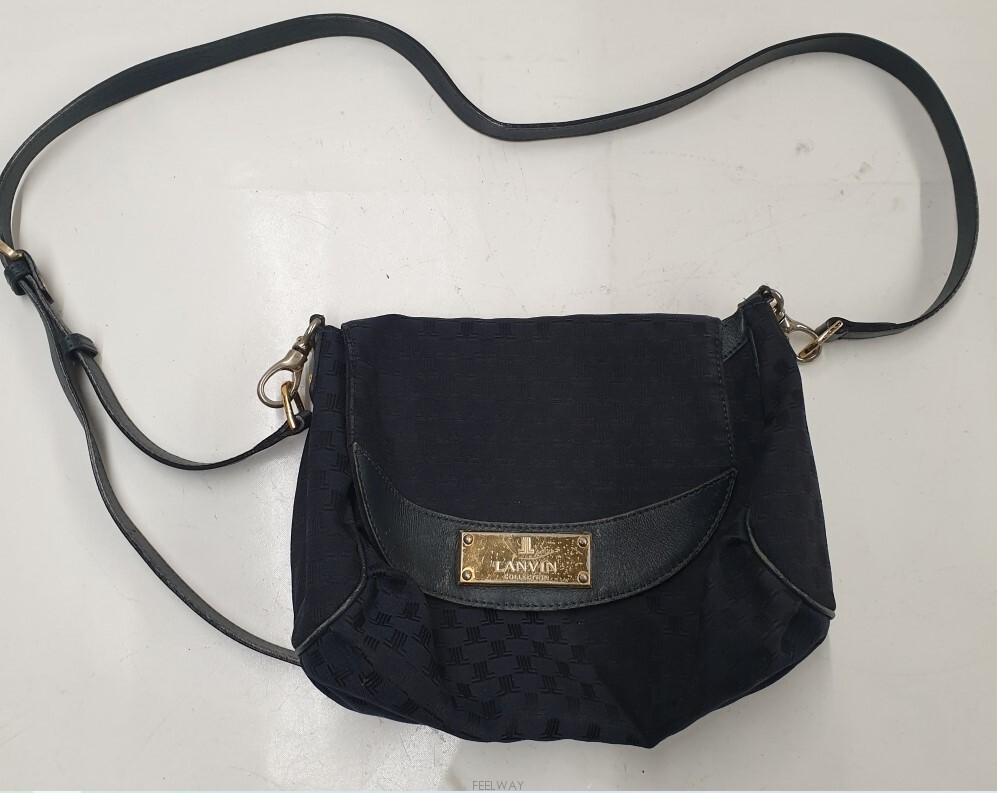 명품 랑방 컬렉션(LANVIN COLLECTION 정품)네이비컬러 크로스
