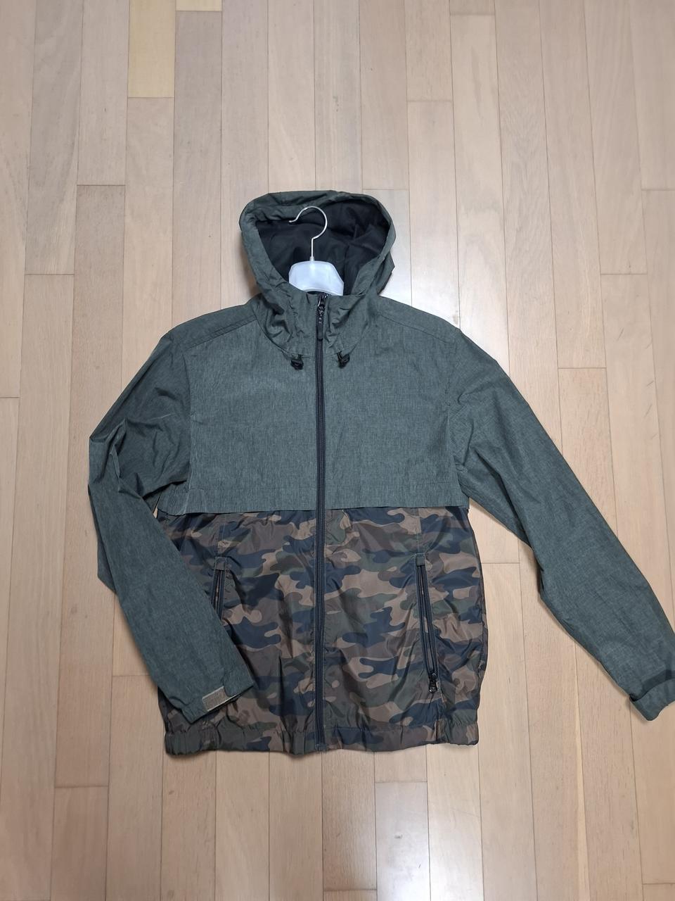 SPAO 윈드브레이커(바람막이)