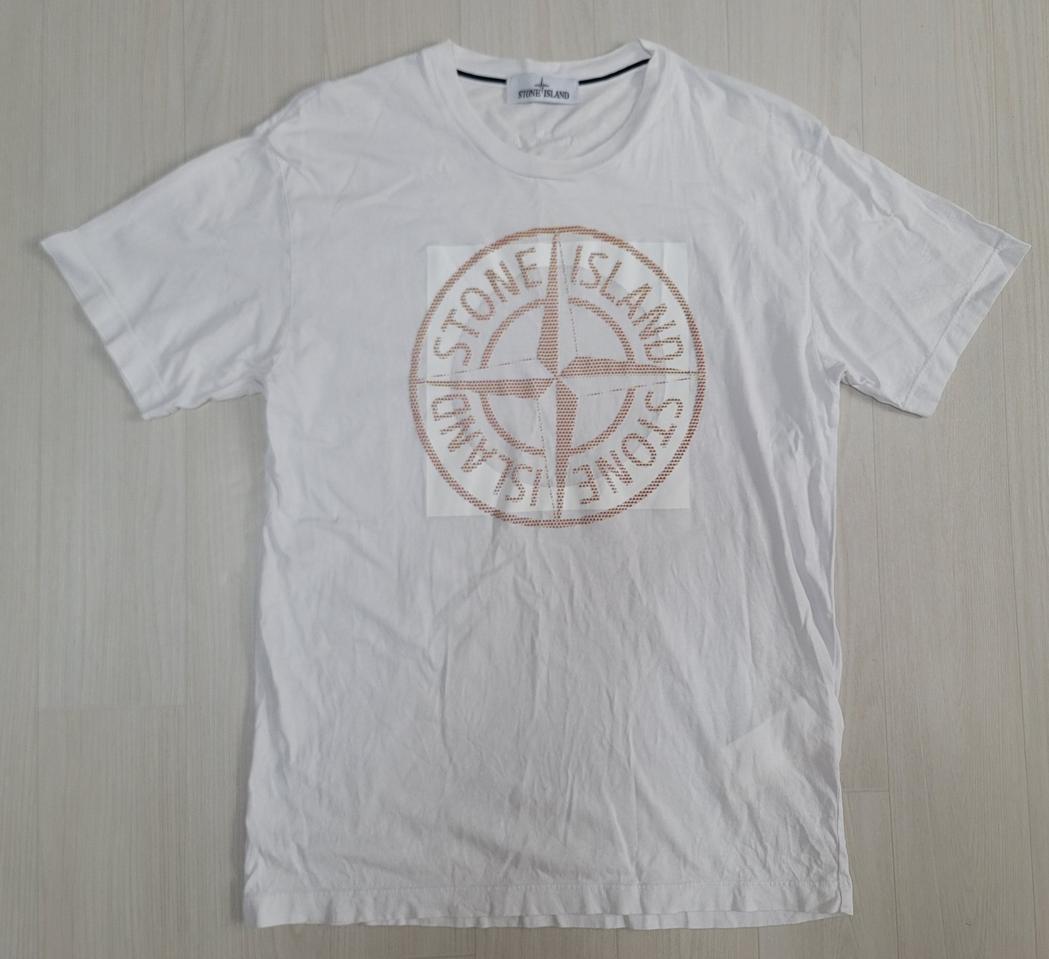 (L,100)스톤아일랜드 라운드넥 반팔티셔츠 판매합니다