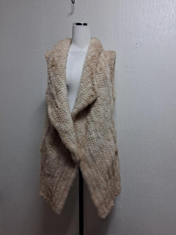 천연 밍크 조끼 베이지  니팅 밍크 베스트 하프66 77까지