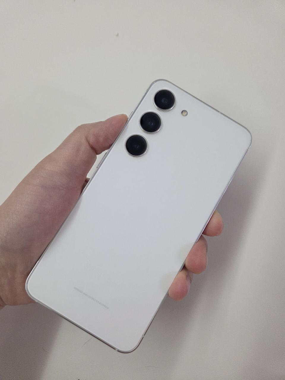 갤럭시 S23 특새폰급SS 서울s23 부산s23 강원s23 인천s23 파