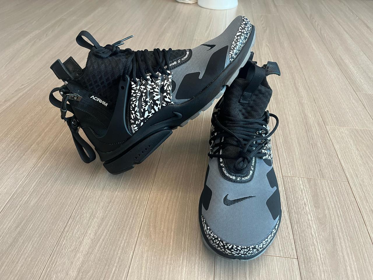 나이키 아크로님 프레스토 260