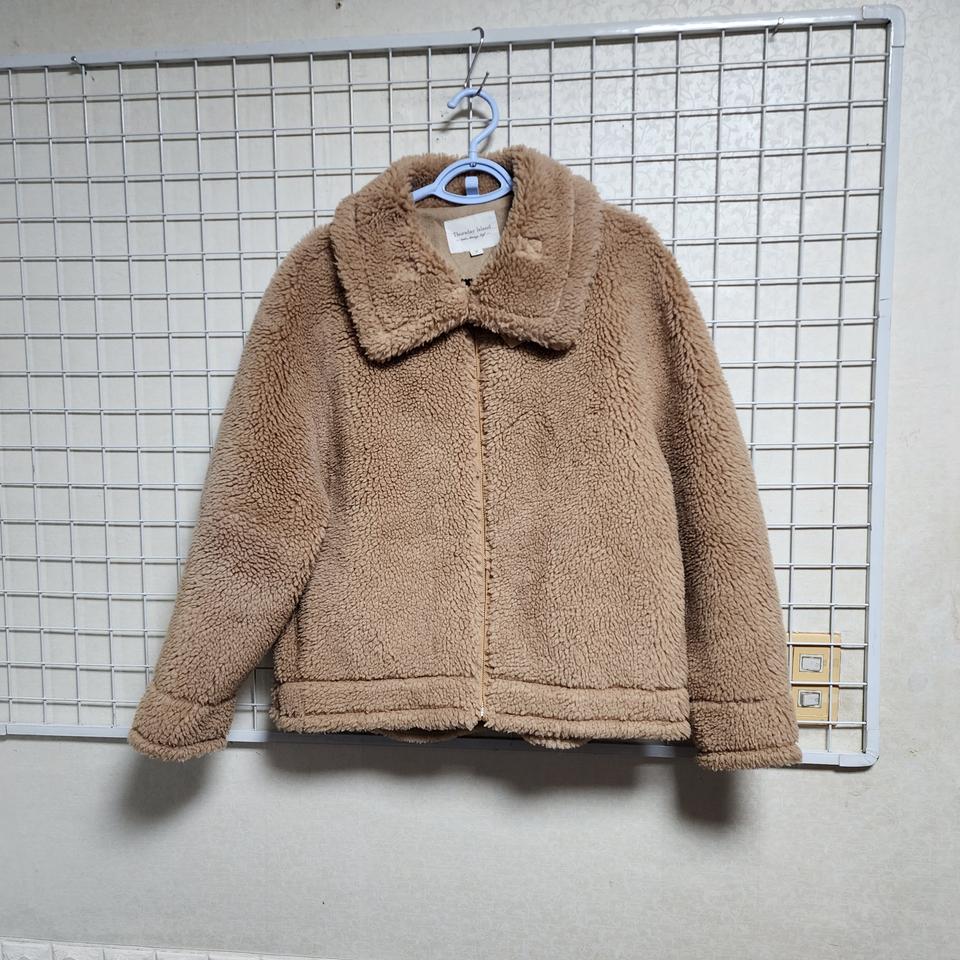 (새옷수준)써스데이아일랜드(양모)무스탕(여오버핏큰90-95)