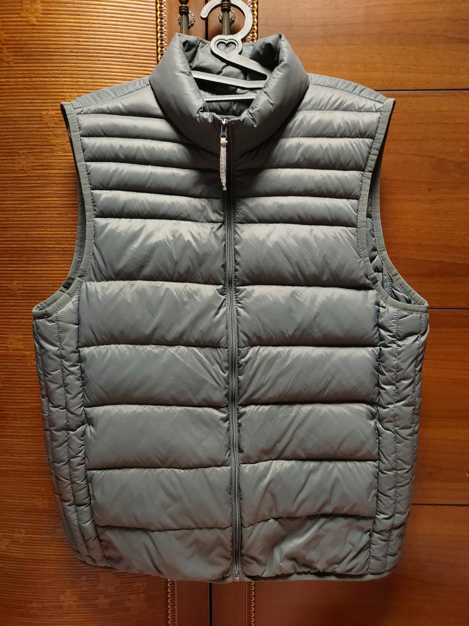 뱅뱅 구스다운 패딩 조끼. 100.