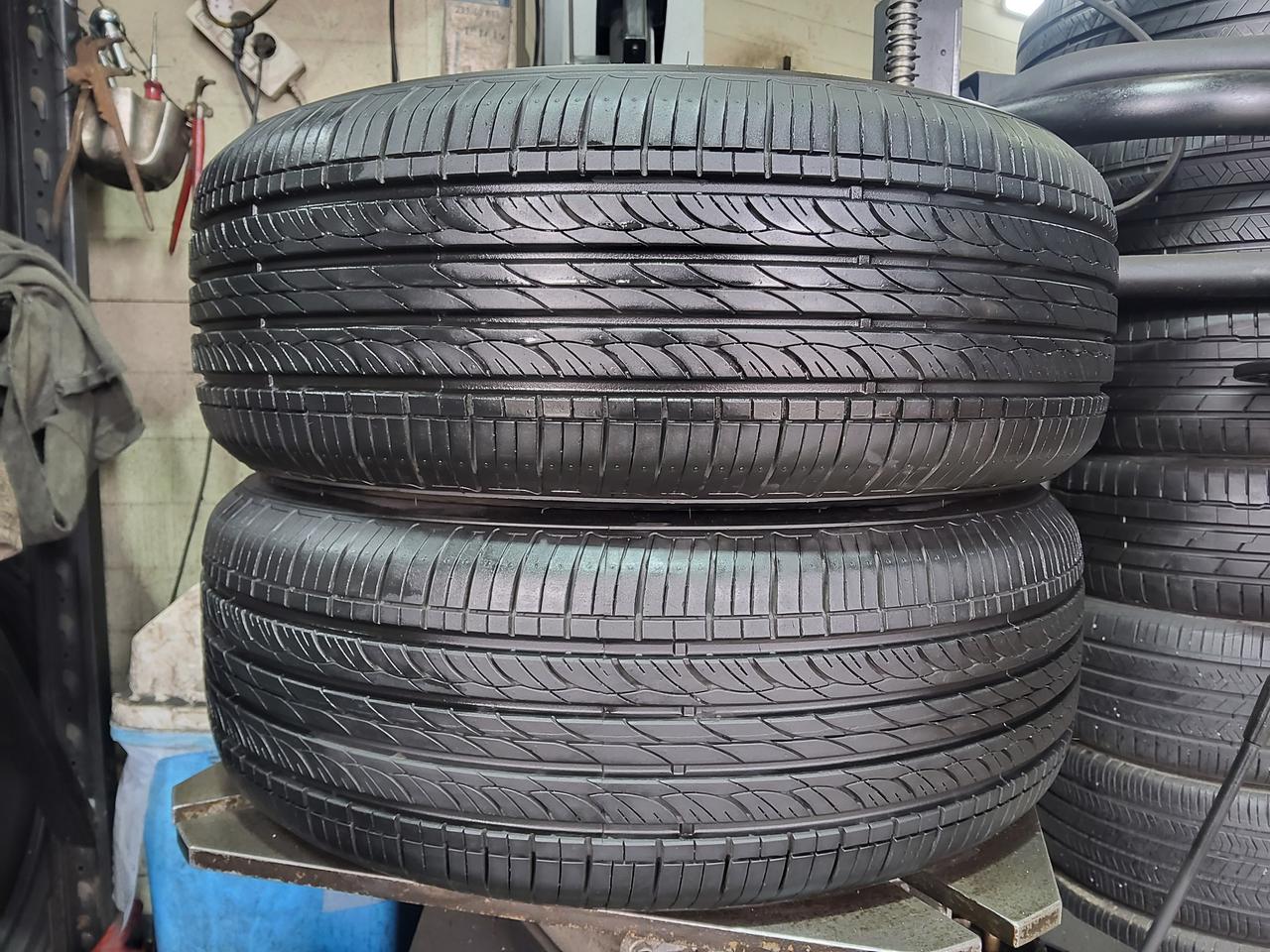 215 60 16 한국타이어 임판급 중고(25년)