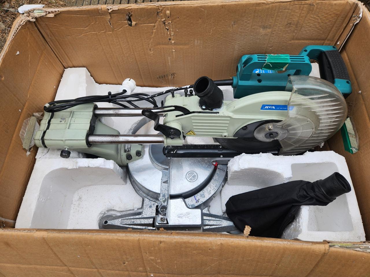 지파 슬라이딩각도절단기 925526 판매