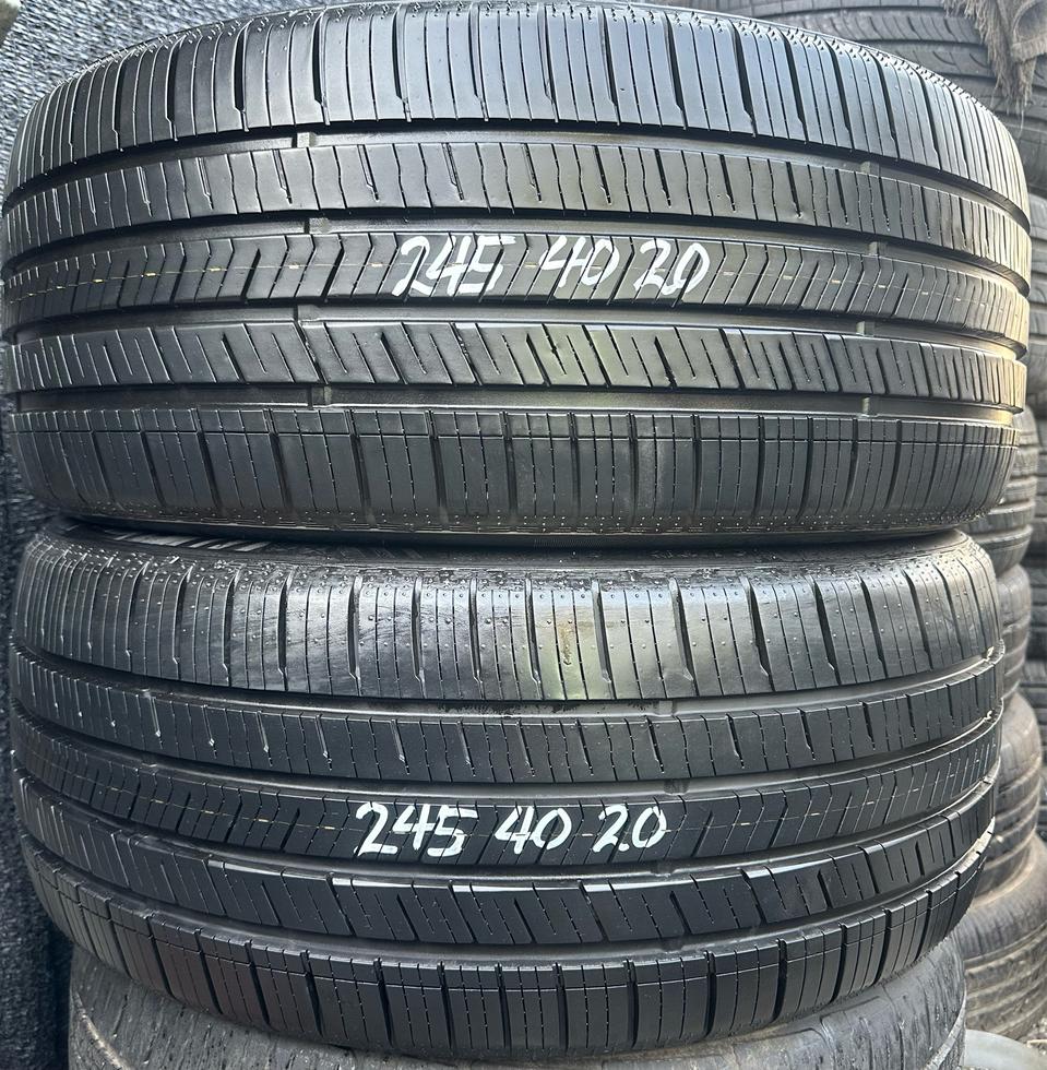 245 40 20중고타이어2개2454020