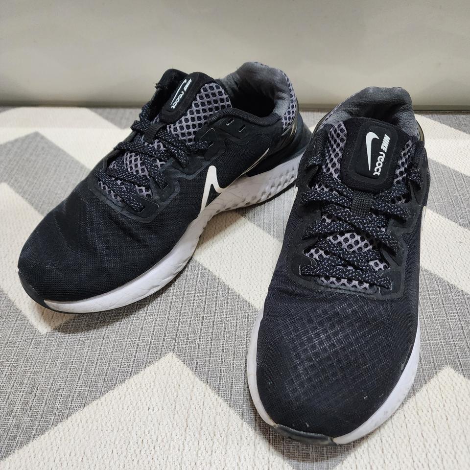 나이키 리액트 레전드 운동화 260