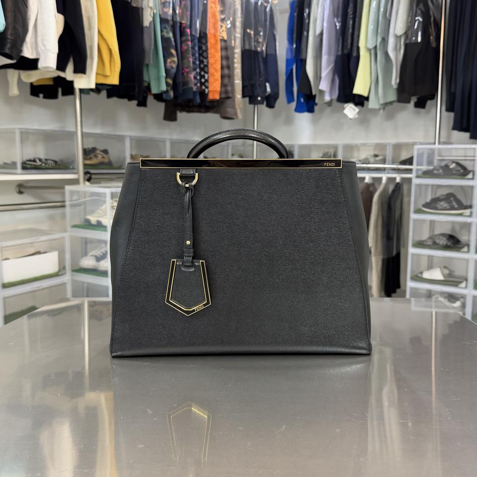 [리오브전포점] 펜디 투쥬르 미디움 토트 숄더백