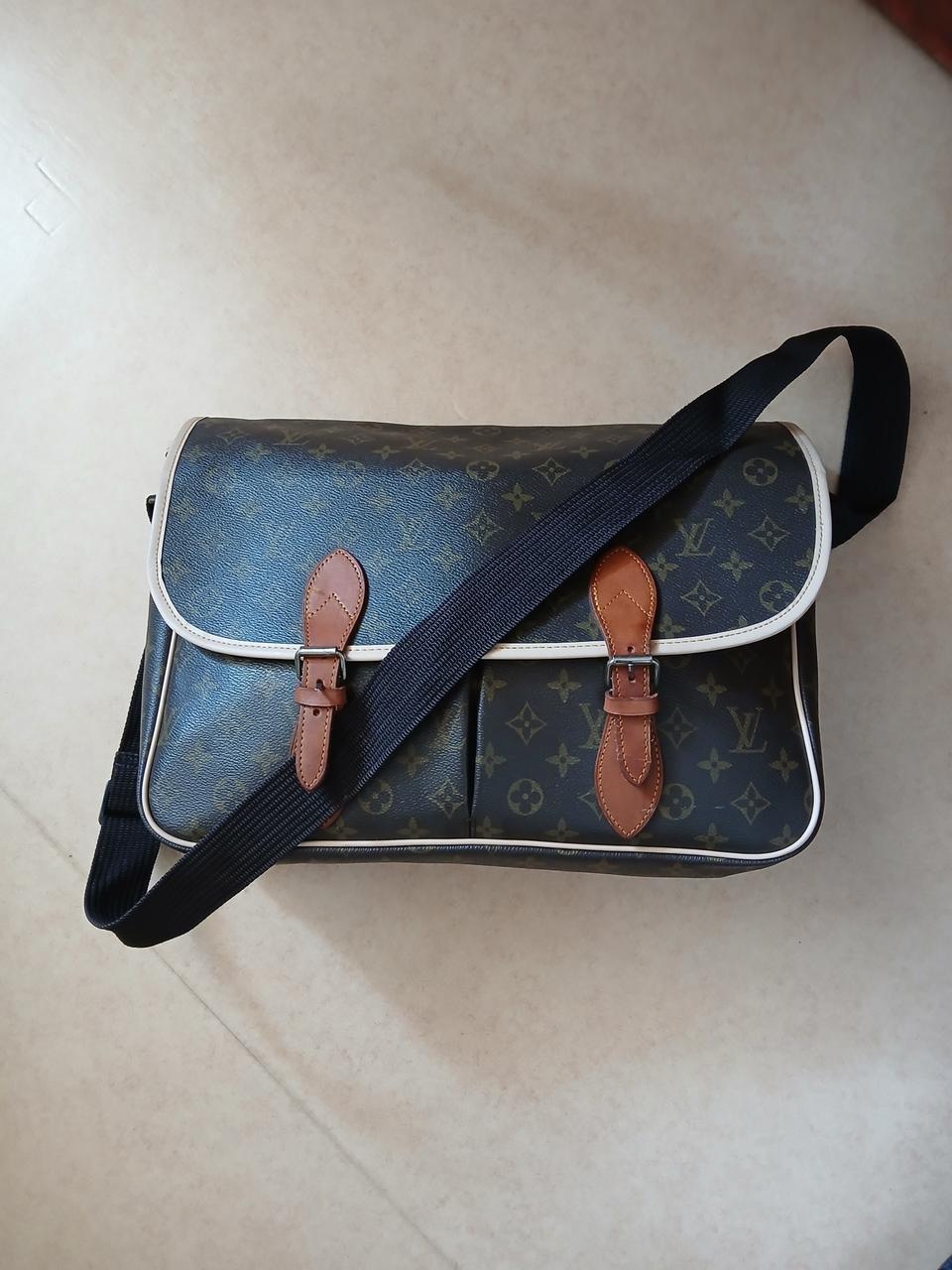 루이비통 모노그램 크로스