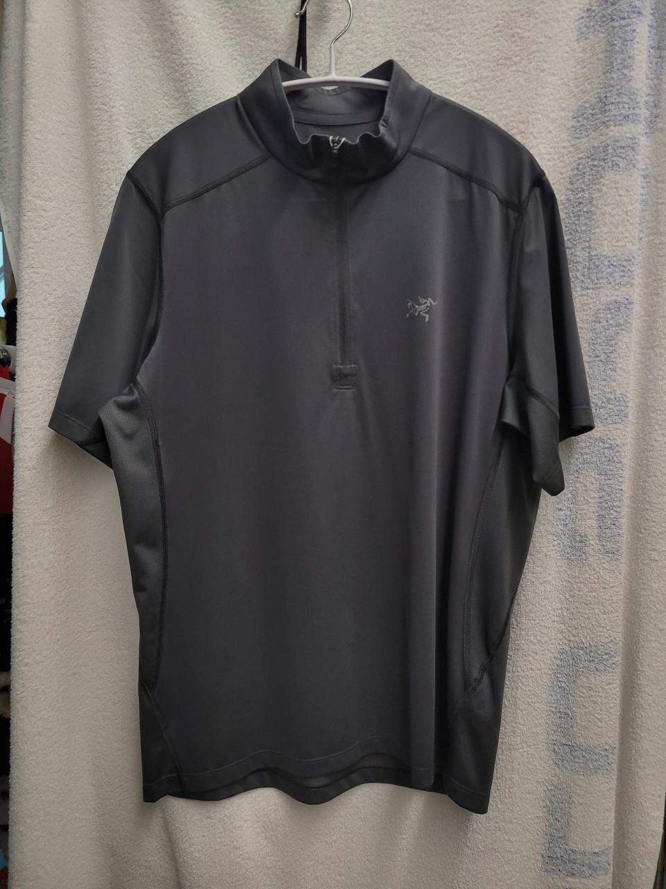 아크테릭스 기능성 반집업 남성 S