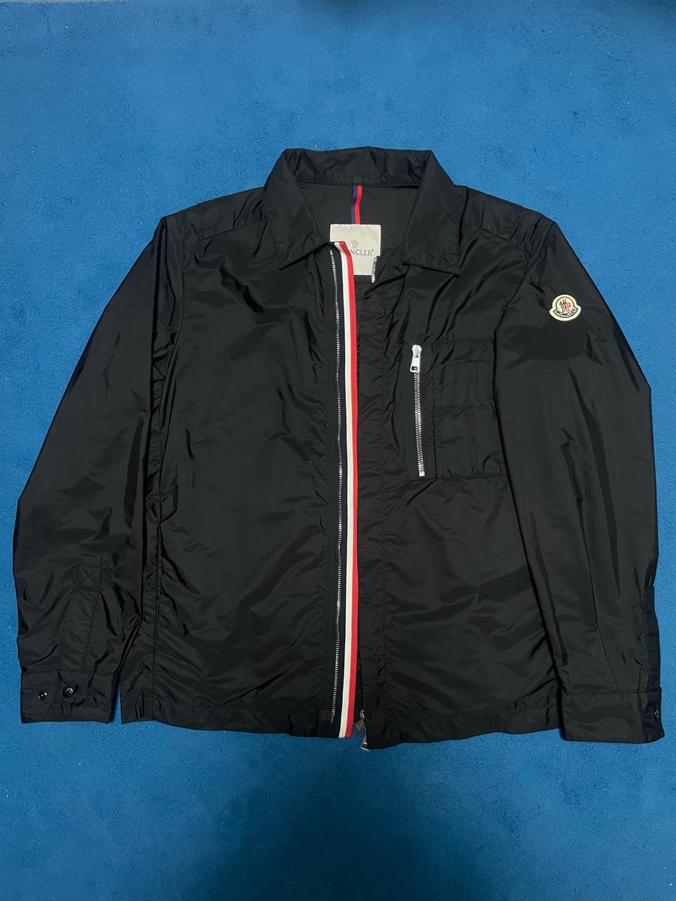 백화점판 새상품급 정품 몽클레어 바람막이 자켓