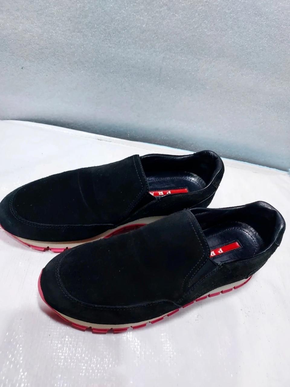 프라다정품스웨이드슬립온