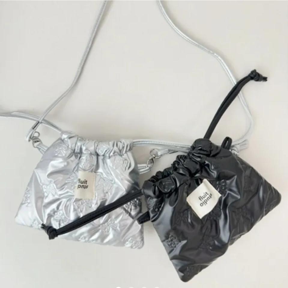 지그재그 퀼팅 파우치 크로스백