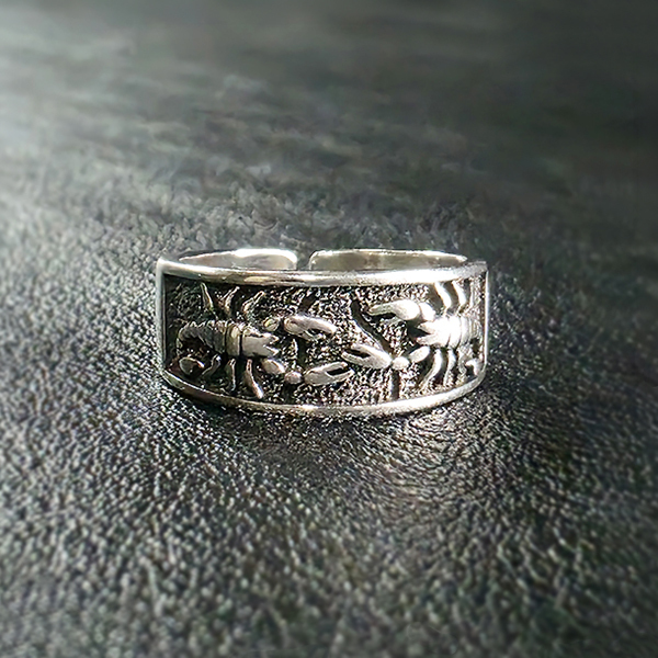 Iskhar 실버 남자 엔틱 빈티지 명품 고딕 전갈 반지