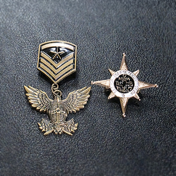 Aegis 브로치 남자 여자 엔틱 빈티지 명품 독수리 방패