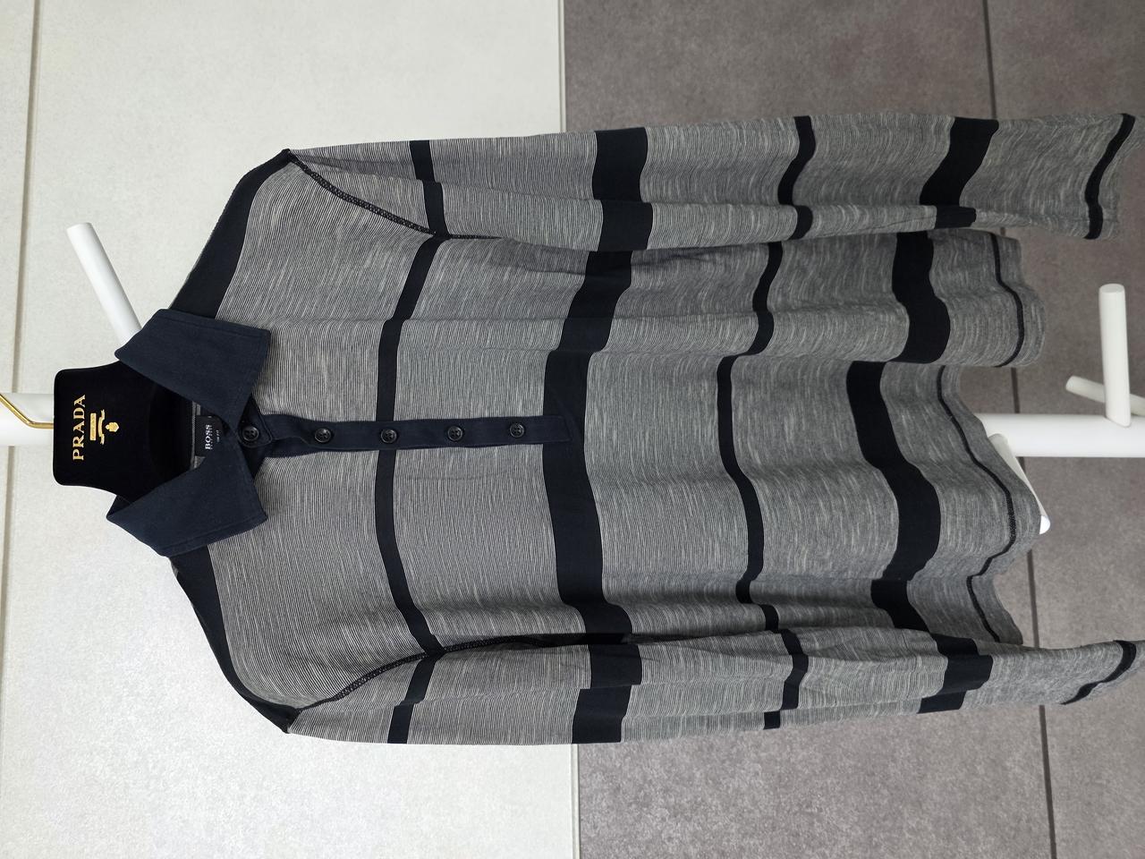 휴고보스 카라 티셔츠 S사이즈