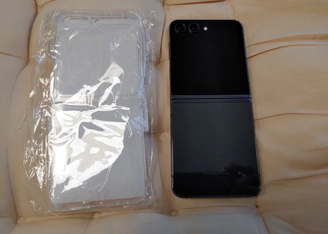 특A급 ㅡ 갤럭시 Z플립5 256GB