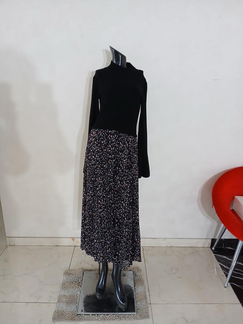 023 클럽모나코 플리츠매치 롱롱 원피스