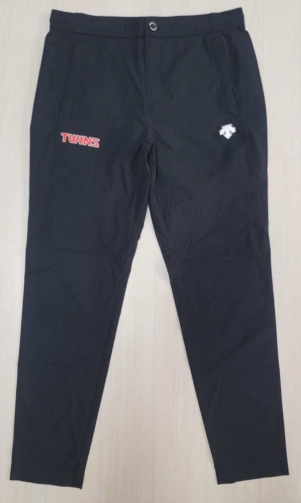 (L,30)데상트 쿠션지 트레이닝 밴딩팬츠 판매합니다