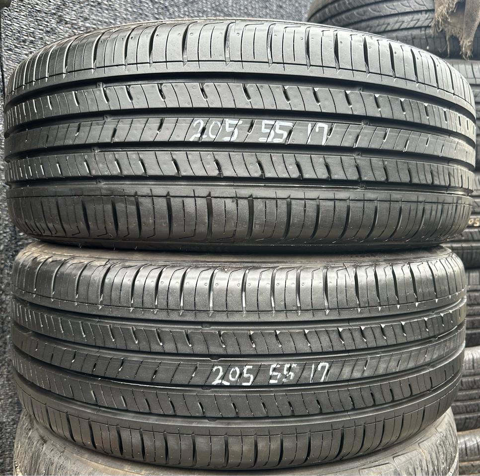 205 55 17금호중고타이어2개2055517