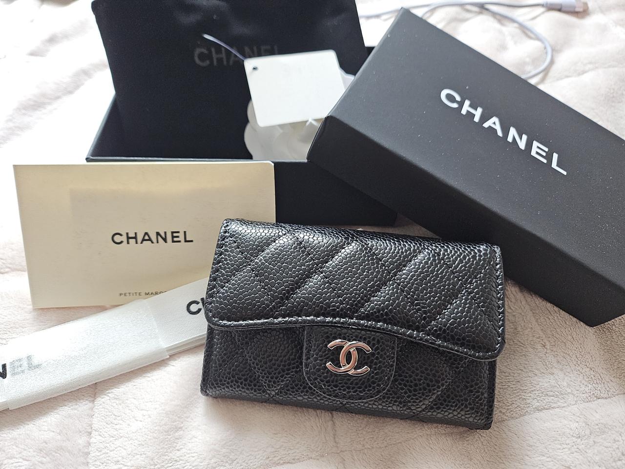 샤넬 카드지갑 클똑은장