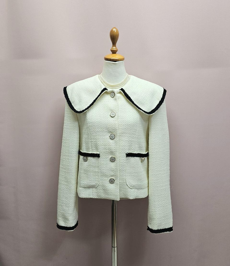 FORM STUDIO 둥근 빅카라 배색 트위드 자켓