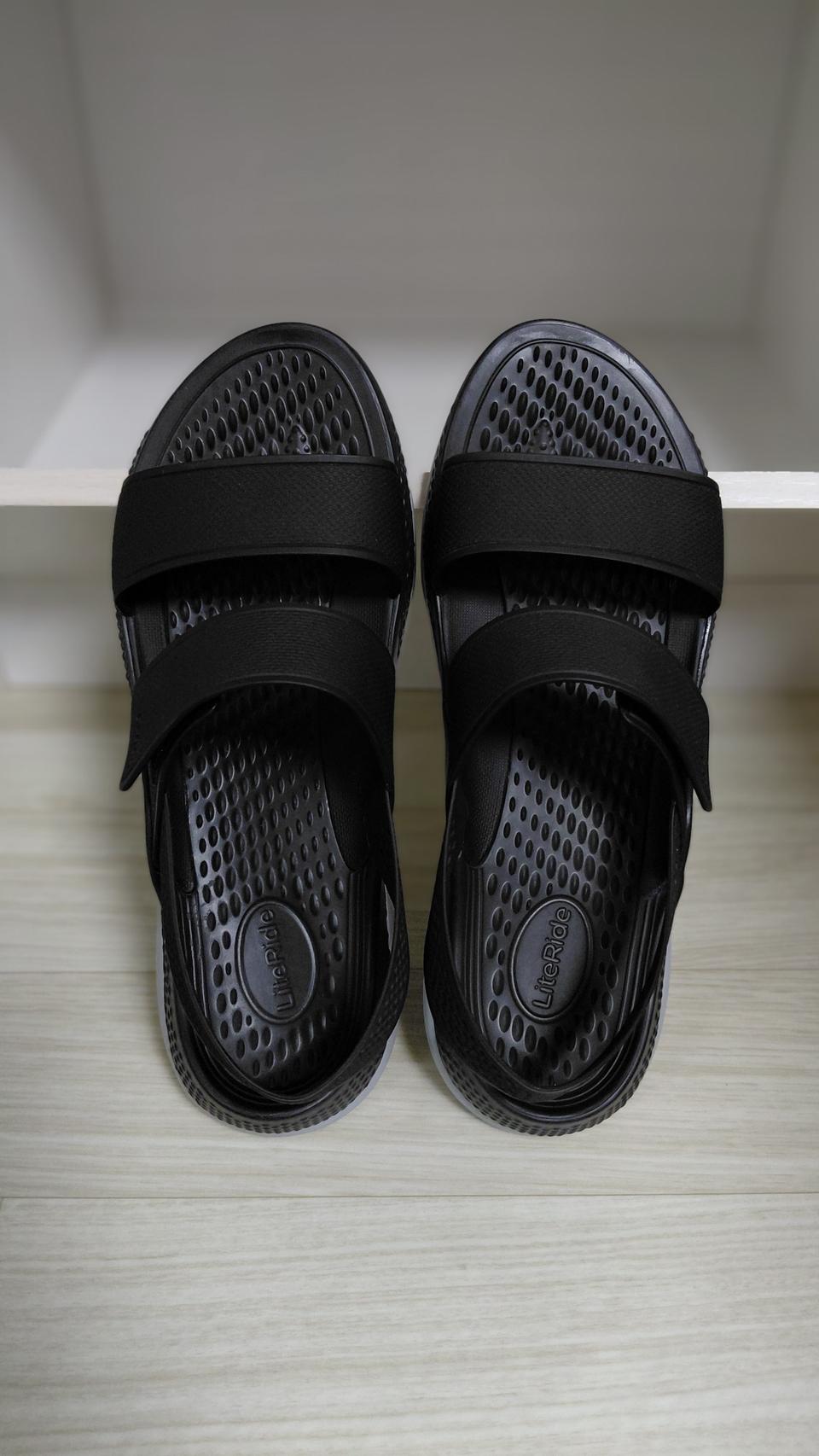 크록스 라이트라이드 샌들 블랙 230