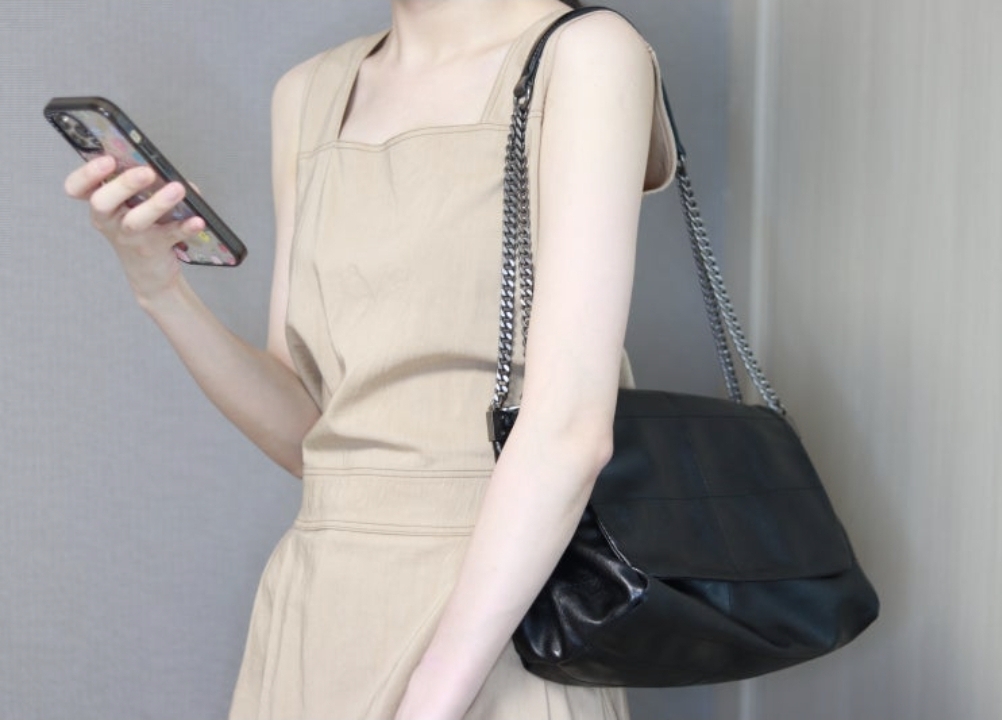 체인 숄더백 플랩백