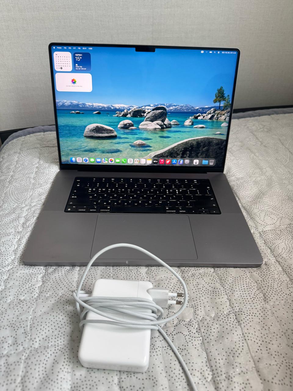 맥북프로 16인치 M1pro 32램 512GB 충전기포함