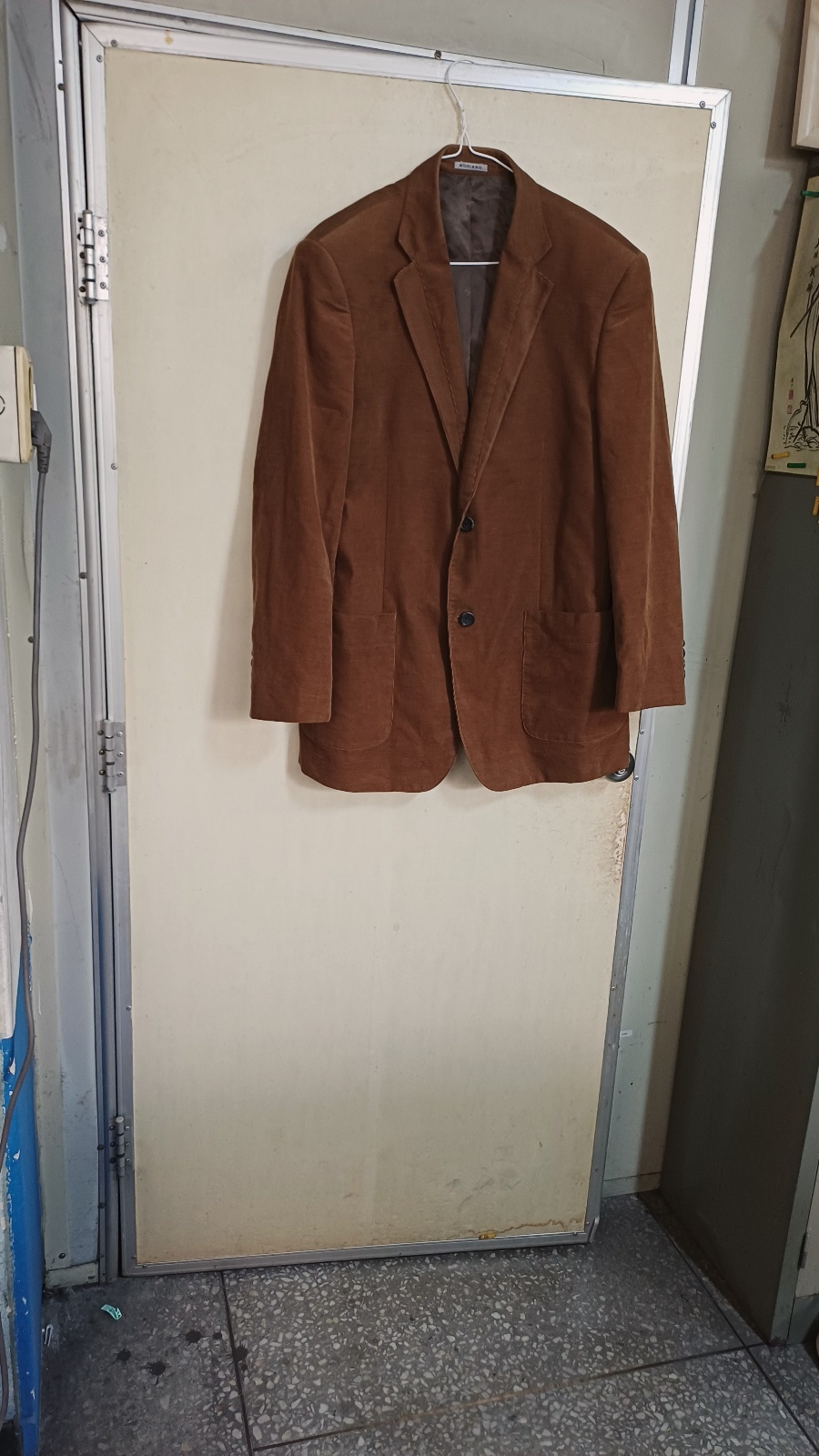 옴무소리아노남성골덴자켓105싸이즈