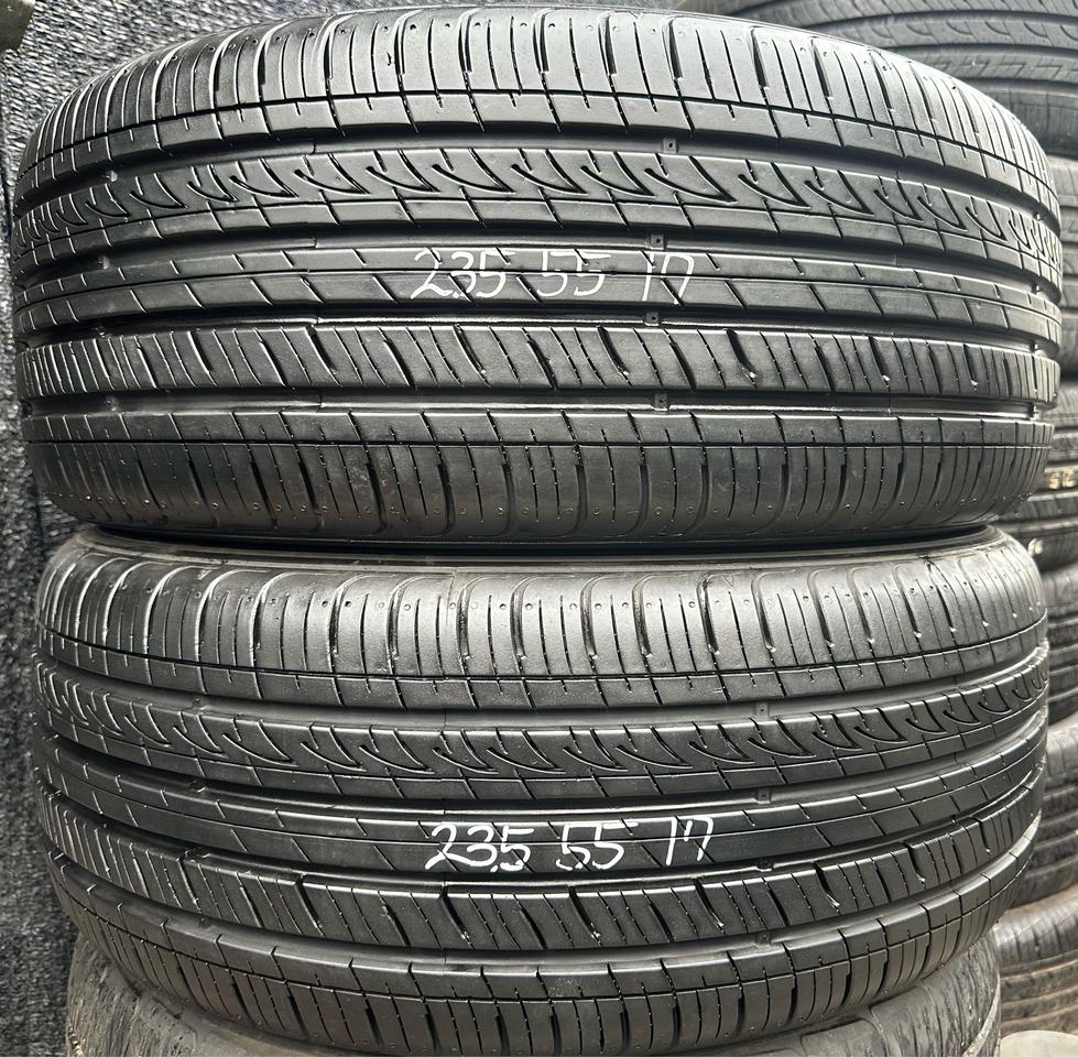 235 55 17중고타이어2개2355517