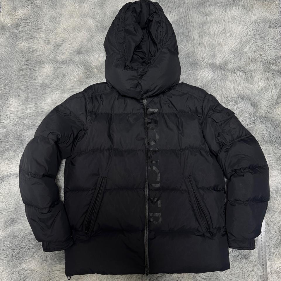 몽클 패딩 105 사이즈