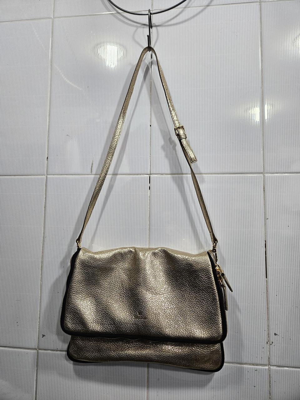 제이에스티나백