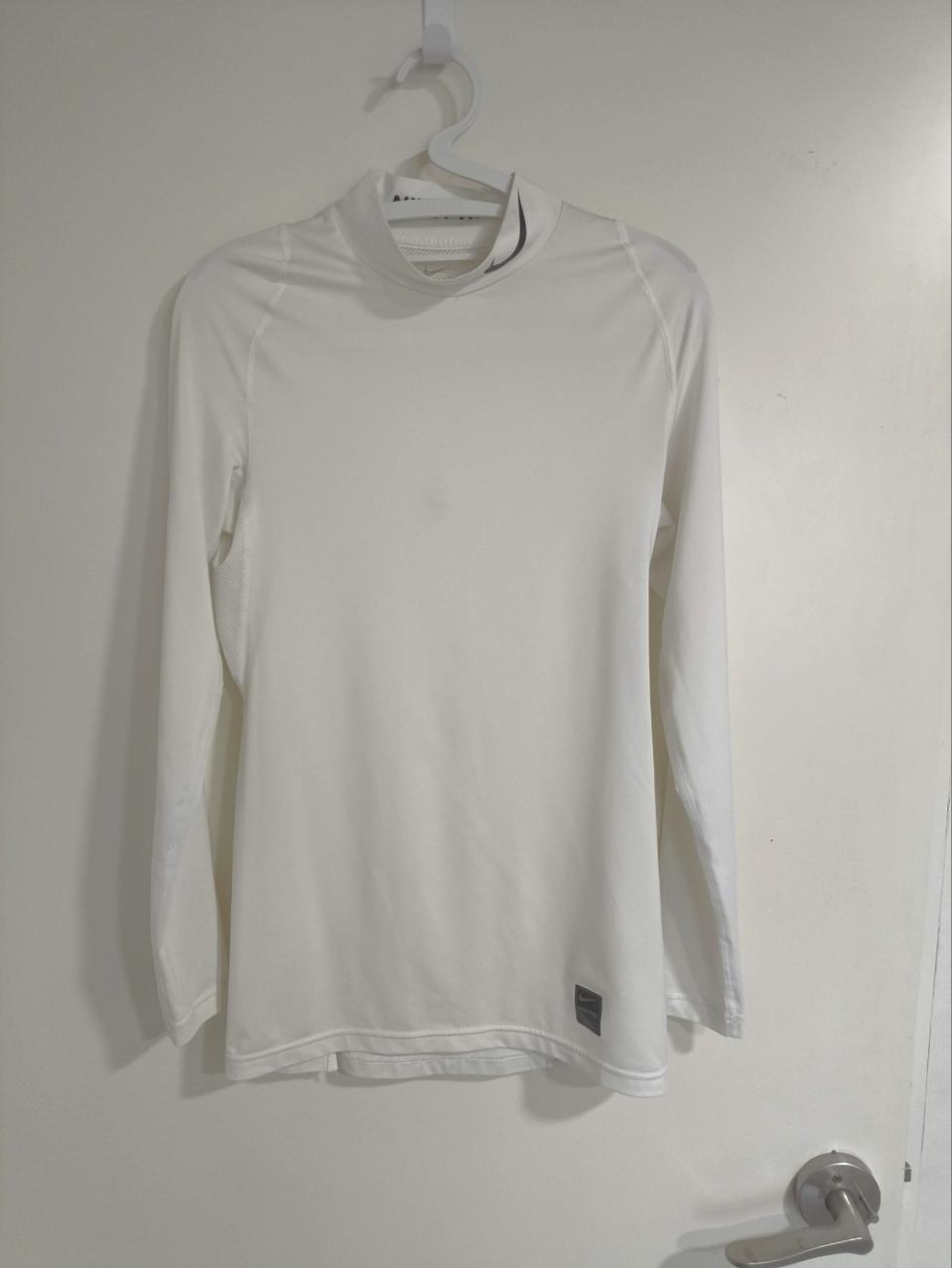 M 나이키 프로 피트니스 기능성티셔츠 